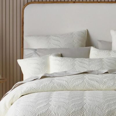 Kamala King Single Cream Bedspread Set